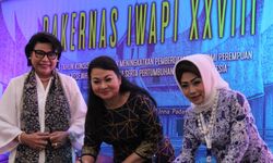 Dorong Peran Wanita di Sektor Usaha, PGN dan IWAPI Teken MoU