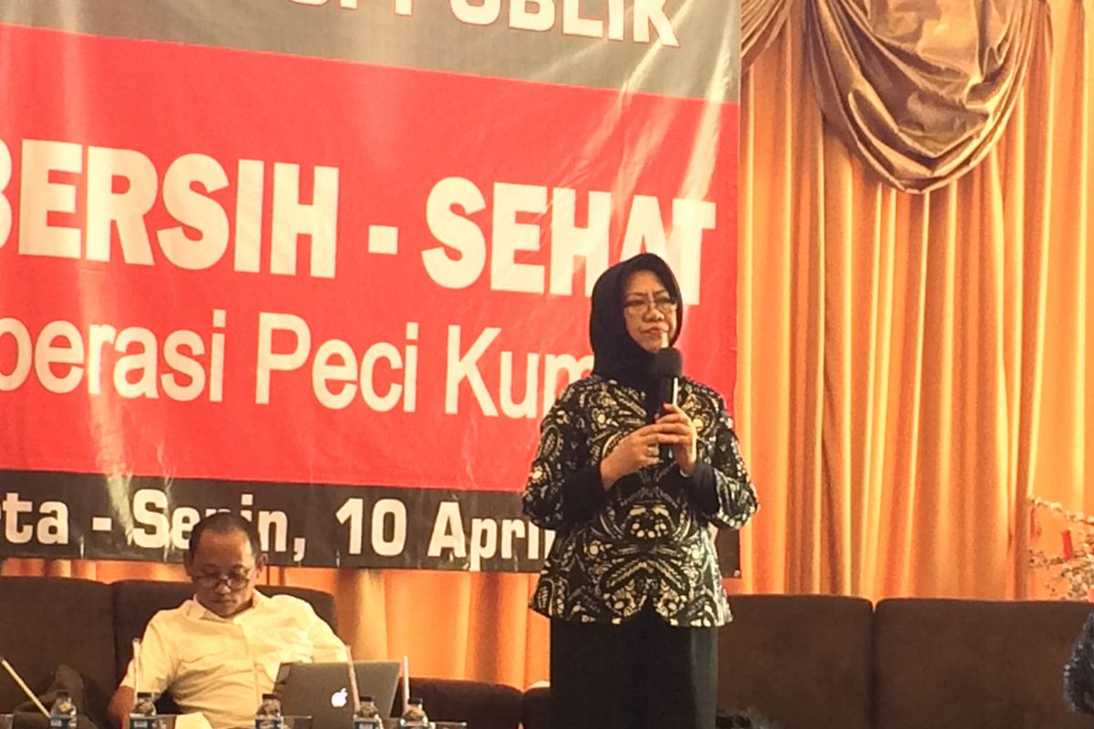 Peneliti Lembaga Ilmu Pengetahuan Indonesia (LIPI), Siti Zuhro di Menteng, Jakarta Pusat, Senin (10/4/2017).