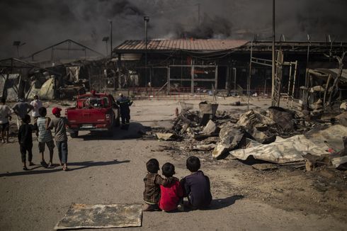 6 Anak menjadi Tersangka Pembakaran Kamp Moria, Yunani