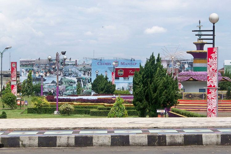 Kabupaten Ciamis meraih penghargaan Adipura 2026. KLH menilai konsistensi pengelolaan sampah berbasis masyarakat jadi kunci.