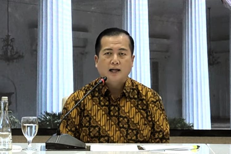 Juru Bicara Kementerian Luar Negeri (Kemenlu) Lalu Muhammad Iqbal dalam press briefing di Kantor Kementerian Luar Negeri, Jakarta Pusat, Rabu (29/5/2024). 