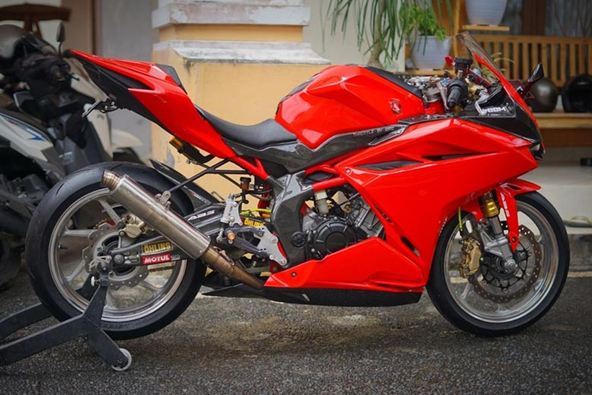 Motor modifikasi Made, pemenang HMC 2021 kelas Sport Fairing area Jawa dan Bali.