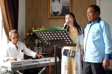 Prilly Latuconsina Nyanyikan Lagu Maluku untuk Opa