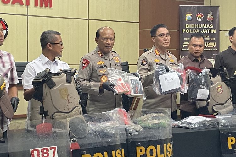 Kapolda Jatim: Kerusuhan Saat Demo Agustus Bukan oleh Mahasiswa atau Ojol, melainkan Anarko
