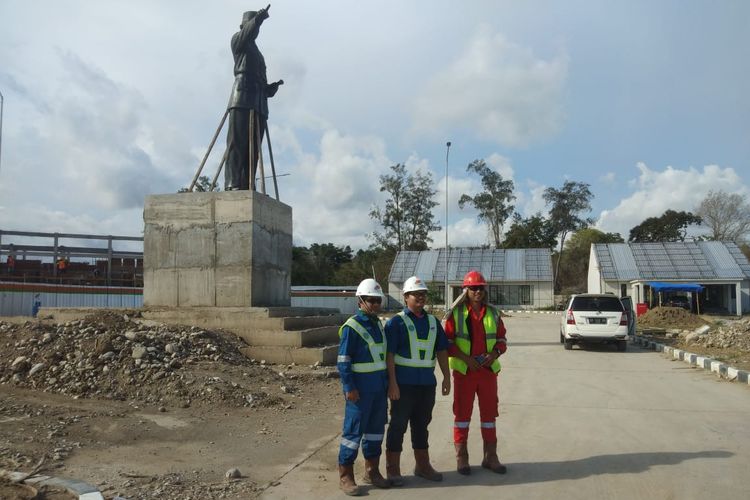 Patung Soekarno mulai dipasang di Perbatasan Motamasin