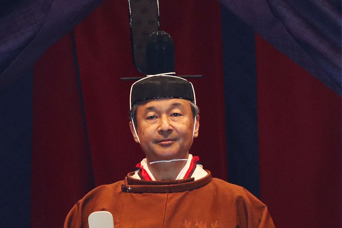 Kaisar Naruhito resmi mengklaim haknya atas Takhta Chrysanthemum selama upacara penobatan di Tokyo, Jepang, pada 22 Oktober 2019.