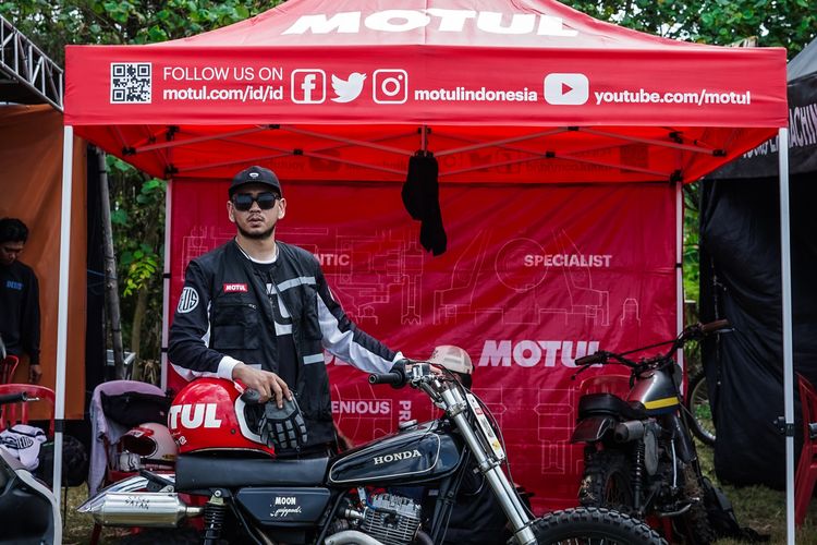 Motul Indonesia kolaborasi dengan Deus Ex Machina dalam Slidetoberfest 2024