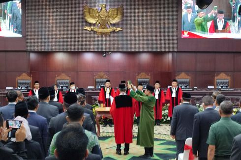 Anwar Usman-Saldi Isra Disumpah Jadi Ketua-Wakil Ketua MK 2023-2028