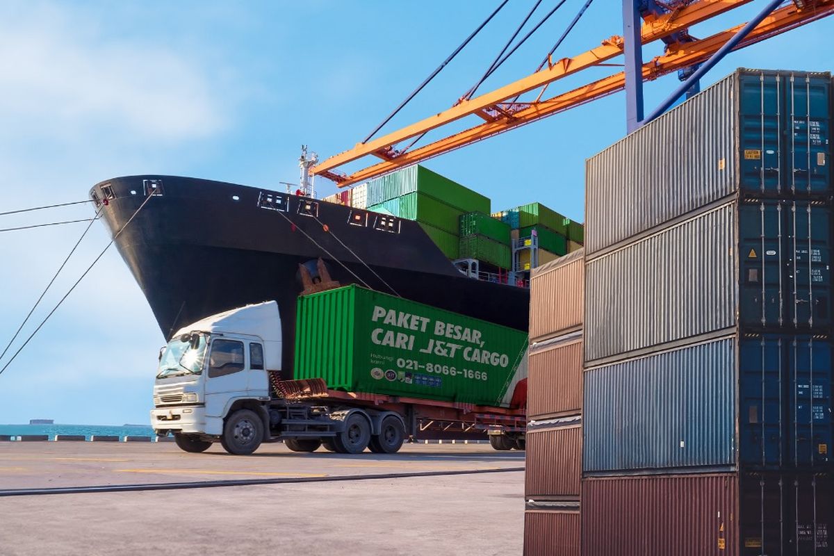 Ilustrasi layanan logistik J&T Cargo.