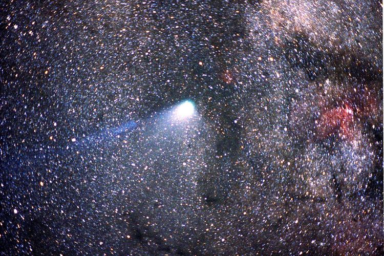 Misi Rusia, Eropa, Jepang dan Amerika memiliki kesempatan untuk memotret Comet Halley selama pendekatan terdekatnya dengan matahari. Deep Space Network (DSN) memberikan dukungan untuk semua misi internasional ini dalam bentuk telemetri, perintah dan atau navigasi.