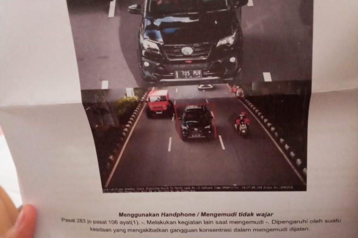 surat tilang elektronik untuk DPRD Sragen Bambang Widjo Purwanto 
