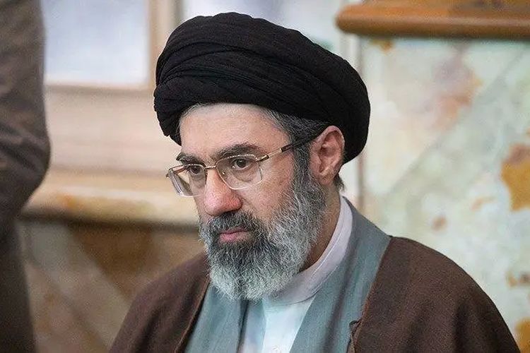 Mojtaba Khamenei, putra mendiang Ayatollah Ali Khamenei.