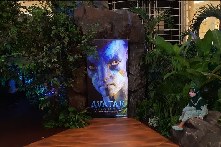 Suasana pengalaman dunia Pandora ala film Avatar di Senayan City, Jakarta, Kamis (15/12/2022).