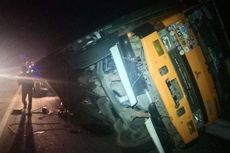 Kronologi 3 Sopir Tewas Tertimpa Truk Muatan 15 Ton Saat Bantu Teman Ganti Ban Pecah di Tol Purbaleunyi