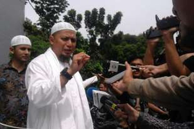 Ustadz Arifin Ilham saat di Mapolda Metro Jaya, Kamis (3/11/2016).