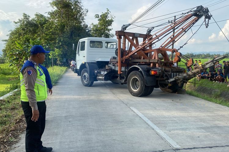 Identitas 3 Korban Kecelakaan Maut di Kebumen, 2 Orang Kakak Adik  