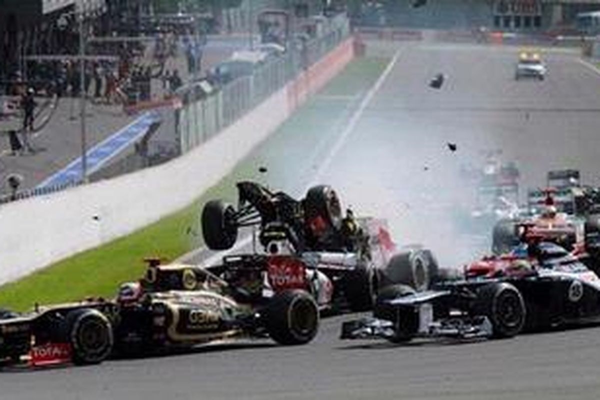Kecelakaan beruntun di GP Belgia membuat perdebatan soal keamanan kokpit mobil Formula 1 kembali muncul.
