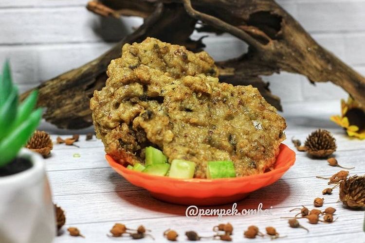 Pempek Ombai.