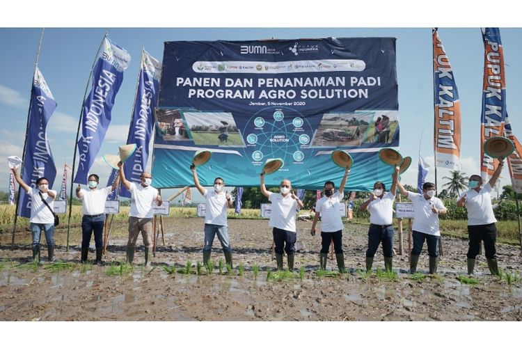 Peresmian program Agro Solution besutan PT Pupuk Indonesia (Persero) di Kabupaten Jember, Jawa Timur, Kamis (5/11/2020) 