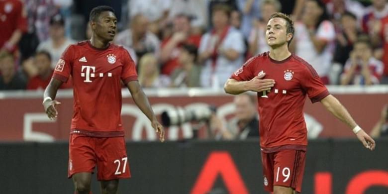 Mario Goetze (kanan) merayakan gol kedua Bayern Muenchen ke gawang AC Milan pada ajang Audi Cup, Selasa waktu setempat atau Rabu (5/8/2015) WIB. 

