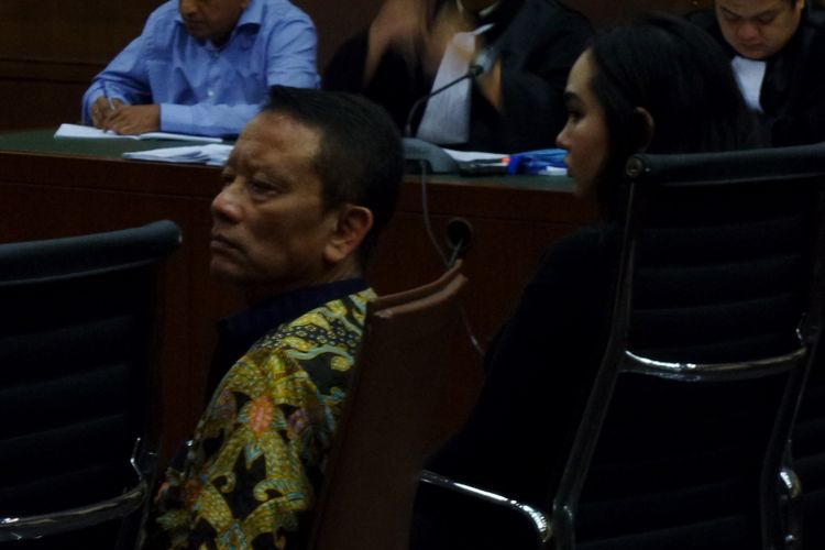 Direktur Jenderal Pajak Ken Dwijugiasteadi di Pengadilan Tipikor Jakarta, Senin (13/3/2017).