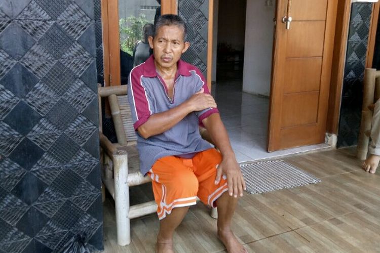 Sedikitnya 70 warga RW 10 Kampung Rawa Lele, Kelurahan Jombang, Kecamatan Ciputat, Tangerang Selatan, menderita demam dan radang persendian sejak awal tahun hingga saat ini. Belum diketahui jenis penyakit itu. Namun warga setempat menduga, mereka terjangkit pernyakit chikungunya. 