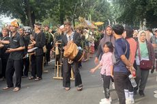 Antusiasme Warga Berbondong-bondong Padati Balai Kota Menyambut Helaran Hari Jadi Bogor Ke-542