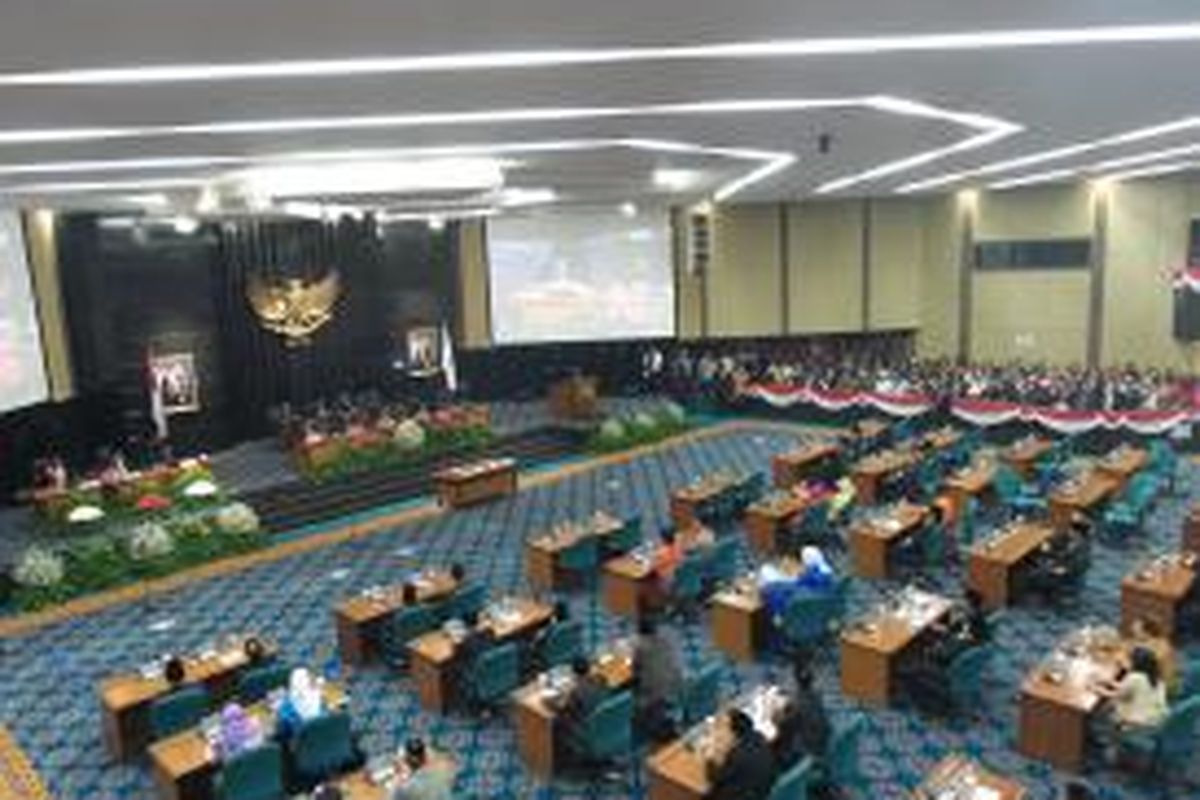 Rapat paripurna istimewa pelantikan anggota DPRD DKI Jakarta periode 2014-2019, di Gedung DPRD DKI Jakarta, Senin (25/8/2014)