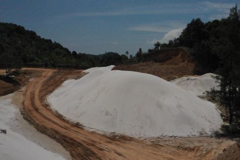 Raksasa Kaca China Incar Melimpahnya Pasir Kuarsa di Indonesia