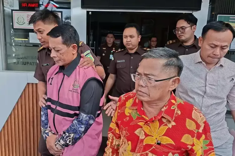 Sekolah Tanpa Gedung, Guru, dan Siswa Terima Hibah Rp 1,5 Miliar, Ketua Yayasan di Bandung Ditahan