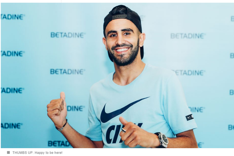 Riyad Mahrez saat diperkenalkan sebagai pemain baru Manchester City, 10 Juli 2018. 