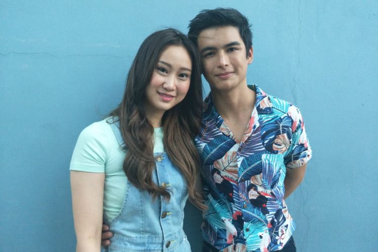 Teejay Marquez  daan kekasihnya Adeline Margaret saat ditemui di kawasan Tendean Jakarta Selatan, Senin (17/9/2018).