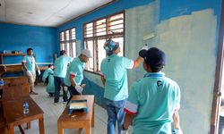 Program CSR Elnusa Petrofin di Wae Kelambu, Perbaiki Infrastruktur hingga Ajak Anak Bermain