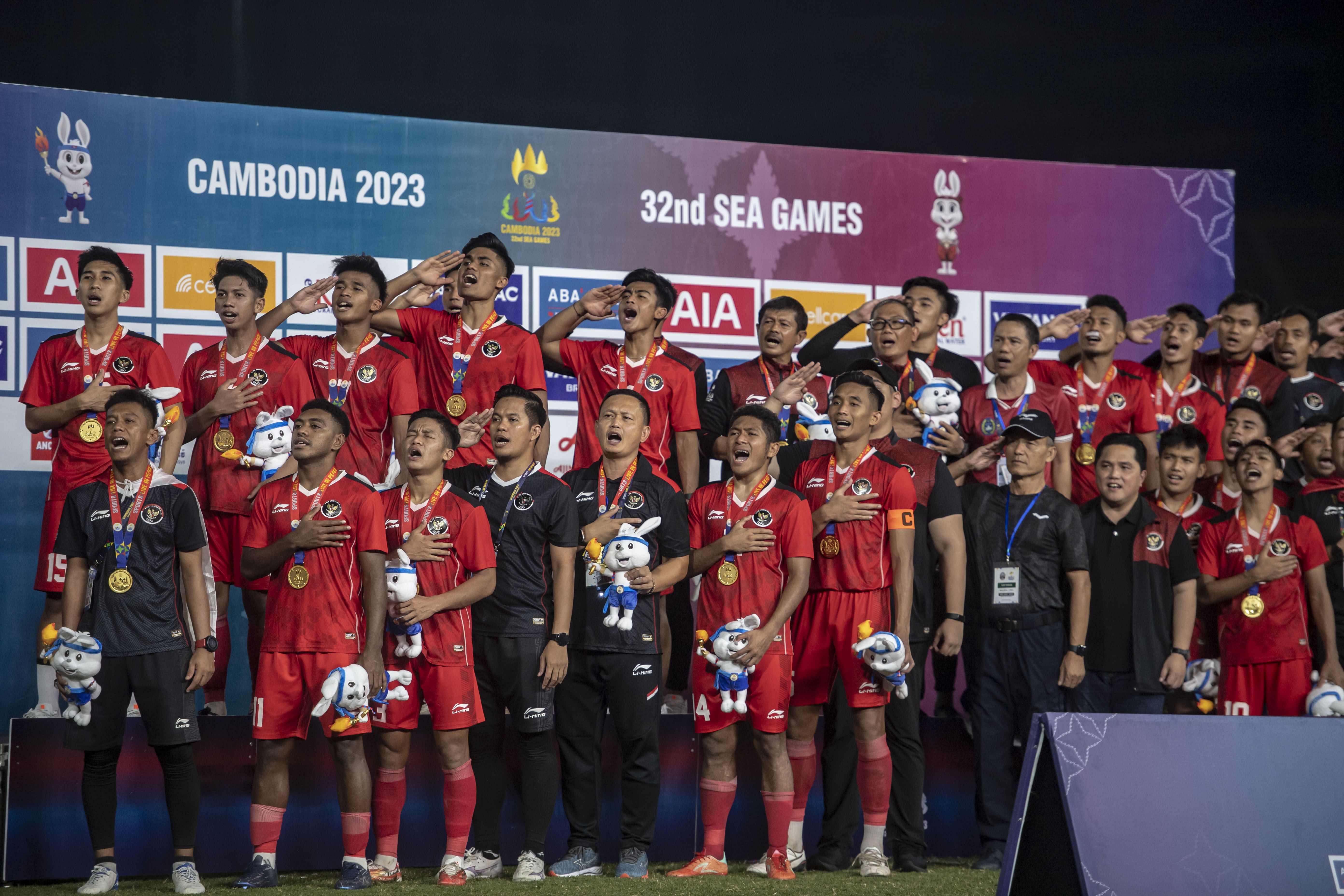 Medali Emas Sepak Bola SEA Games dan  Bandung Bondowoso