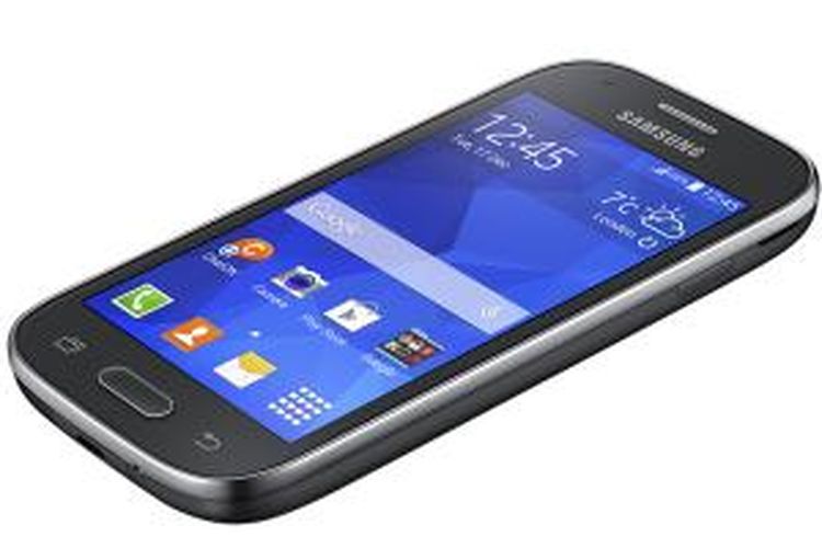 Galaxy Ace Style, Android KitKat kelas menengah Samsung