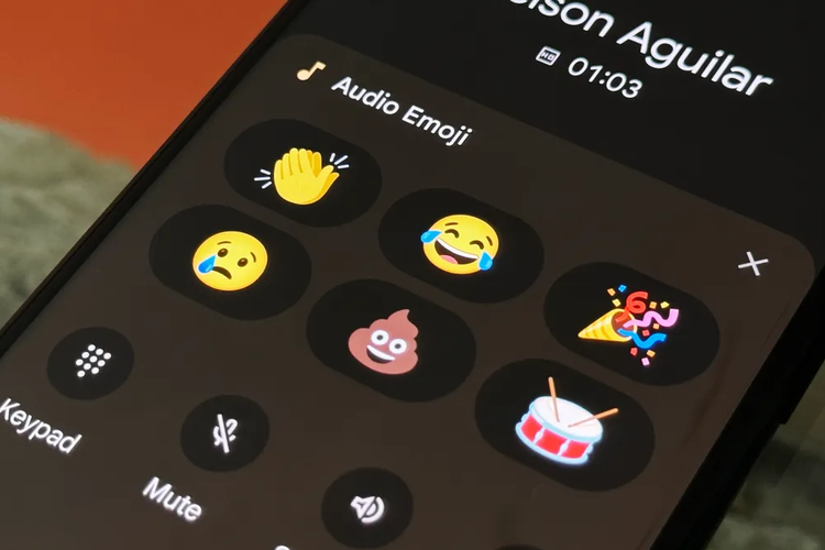 Google merilis fitur Audio Emoji di aplikasi Phone by Google. Salah satunya ada tombol kentut.