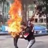 Seorang Pengungsi Afghanistan Bakar Diri di Depan UNHCR Medan, Diduga Stres