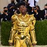 Lil Nas X Dihentikan Polisi Saat Kendarai Skuter Listrik di Terowongan Oslo