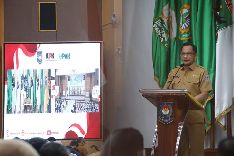 Gelar Rakornas Bersama KPK, Mendagri Tekankan Pentingnya Pendidikan Antikorupsi Sejak Dini
