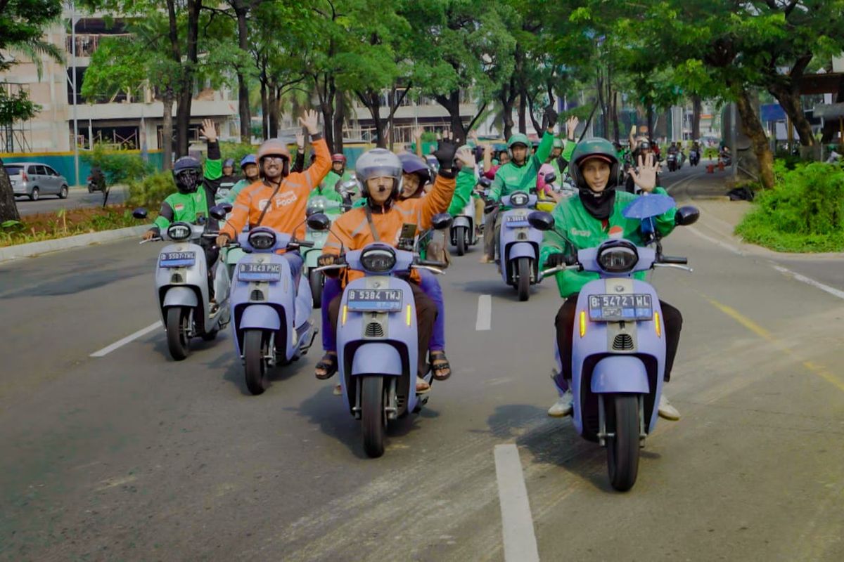 Puluhan ribu unit Smoot Motor Listrik sudah mengaspal di Indonesia