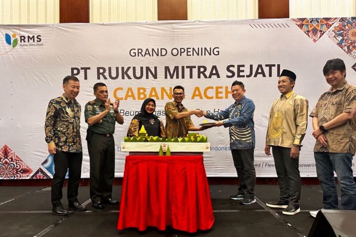 Mitra distributor PT Nestlé Indonesia, PT Rukun Mitra Sejati, memperluas jaringan distribusi di barat Indonesia dengan membuka kantor dan gudang distribusi ke-46 di Banda Aceh, Provinsi Aceh, Selasa (26/3/2024).