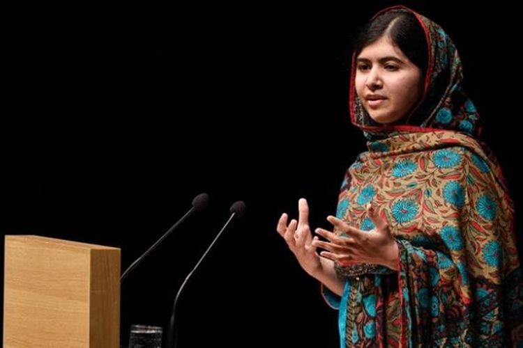 Malala Yousafzai (17) tengah berbicara dalam sebuah acara di Birmingham, Inggris.