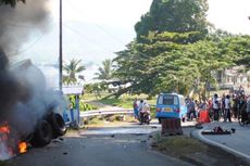 Satu Penumpang Angkot yang Diserempet Tronton Meninggal Dunia