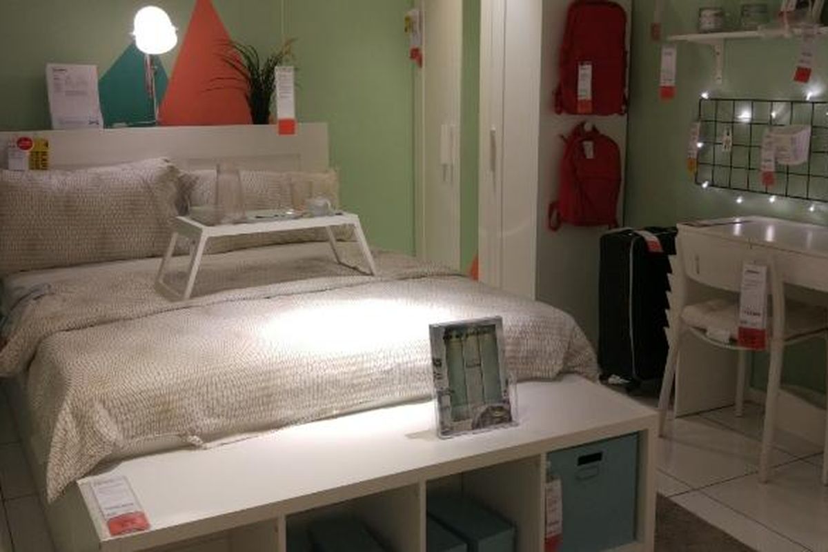 Kamar tidur IKEA Alam Sutera