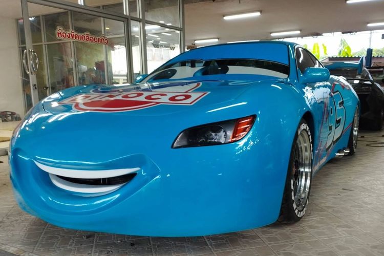 Modifikasi Toyota Celica menjadi Lightning McQueen - PS Modify