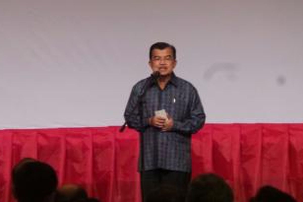 Wapres Jusuf Kalla saat menutup Mesrenbagnas, di Jakarta, Kamis (18/12/2014)