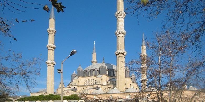 Masjid Selimiye, mutiara dari Edirne, Turki dibangun antara 1568-1574 oleh Sultan Selim II.
