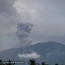 Gunung Ibu Meletus, Warga dan Wisatawan Diimbau Waspada