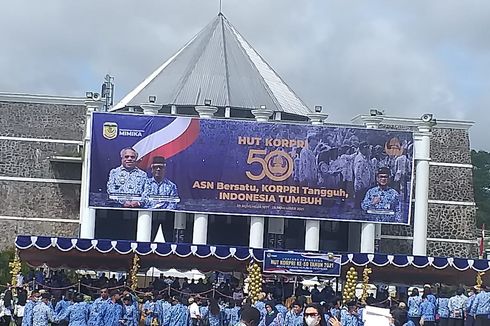 Gambar Bendera Merah Putih di Baliho HUT Kopri Terbalik, Sekda Mimika: Kami Mohon Maaf