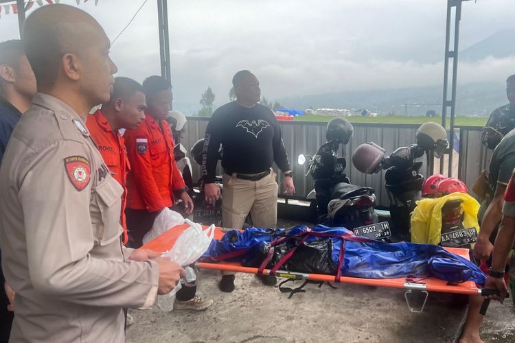 Update Temuan Kerangka Manusia di Gunung Sumbing: Ditutupi Lumut dan Terdapat Celana Kain Abu-abu
